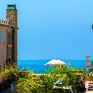 Newport Pacific I & Ii Holiday home
